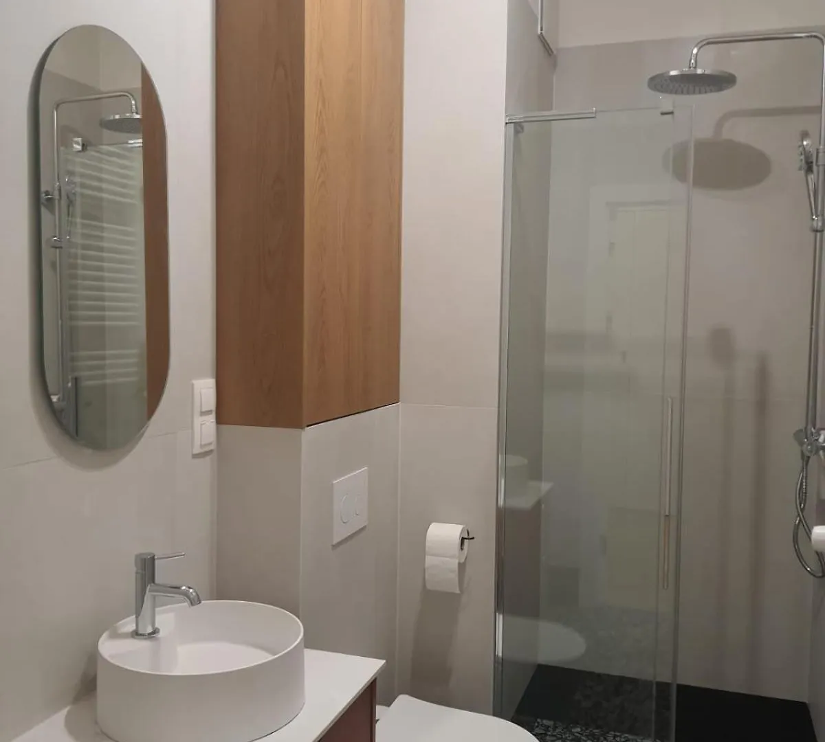 Wlb Apartments Comfort Krakow Poland